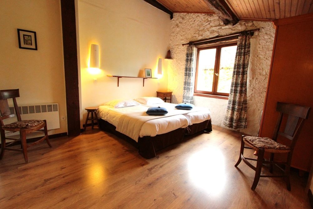 Bugarach Le Patio Du Bouddha Anciennement Le Jardin De La Sals B&B 외부 사진